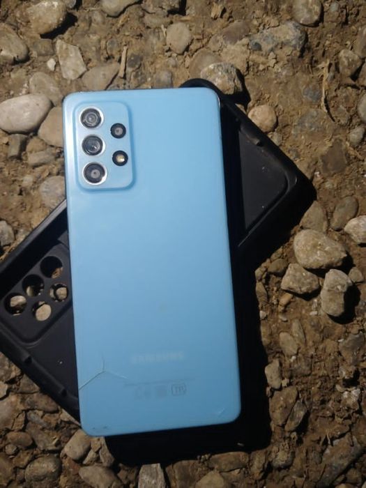 Samsung     A 52             yorvoreyshn