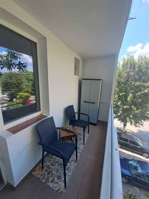 Apartament cu 2 camere de vânzare – zonă ultracentrală, renovat, Drăgășani