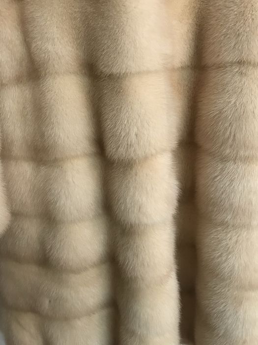 Шуба норковая светлая