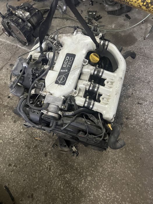 Двигатель на Opel Vectra 2.5 X25XE