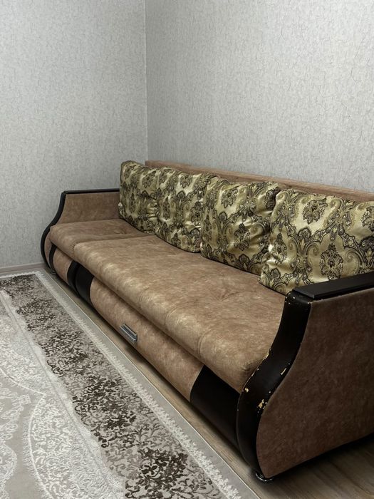 Продам диван 3 х метровый