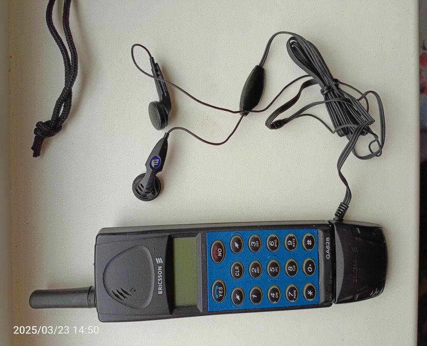 Продам телефоны               .