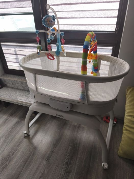 Бебешка кошара Next to me Lionelo Coral