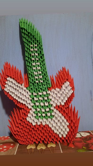 Lebada/chitara/vaza din origami 3d