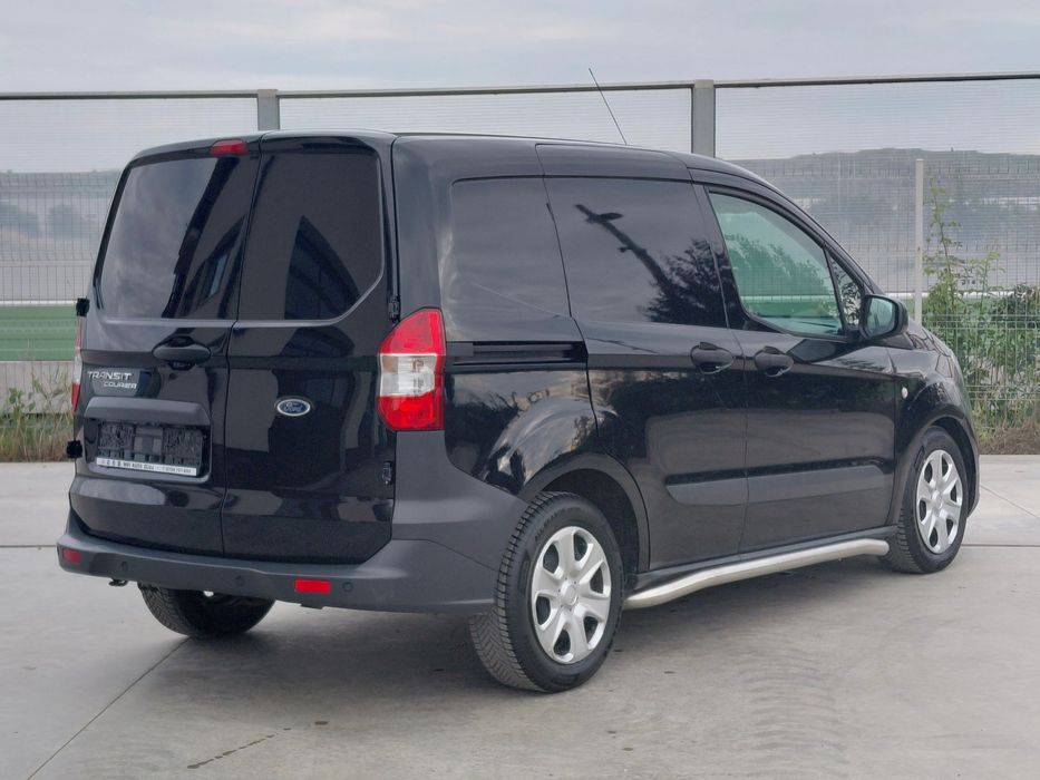 FORD Transit 2022 — imagine 4