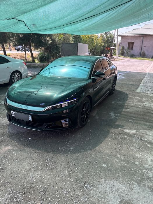 BYD Han dual motor 2023 йил чисто электро
Юргани 62000 км 
0–100 км/со