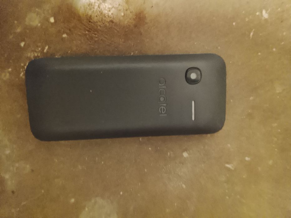 Telefon cu butoane Alcatel
