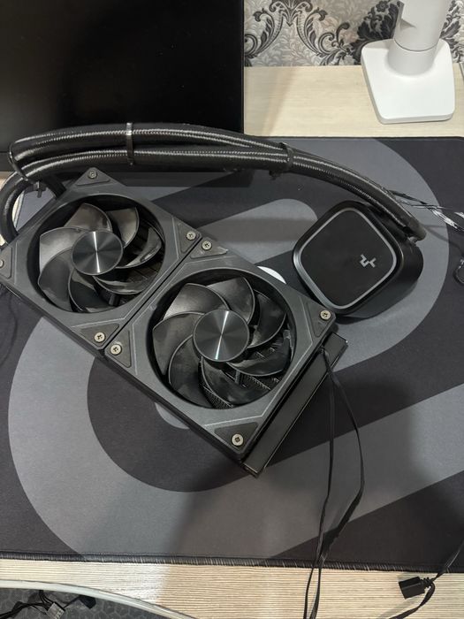 Водяное охлаждение DeepCool LE520 черное
