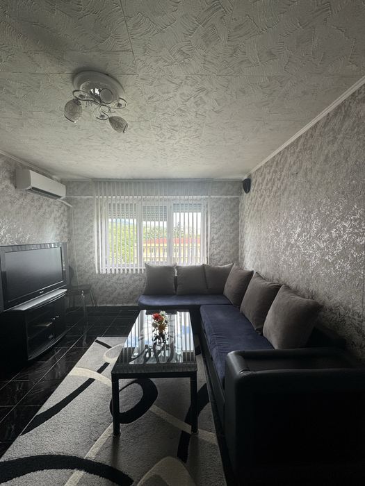 Дава се под наем Двустаен апартамент в Казанлък - 60 кв.м за 244.8 € - Снимка #2