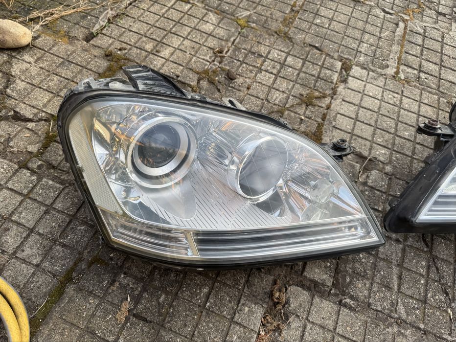 Комплект фарове H7 за Mercedes ML W164