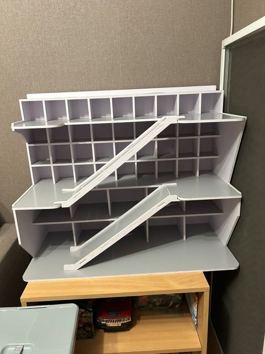 Парковка для машинок детская