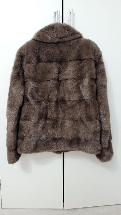 Продам шубу натуральный норка