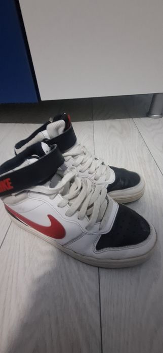 Adidasi nike high inalti