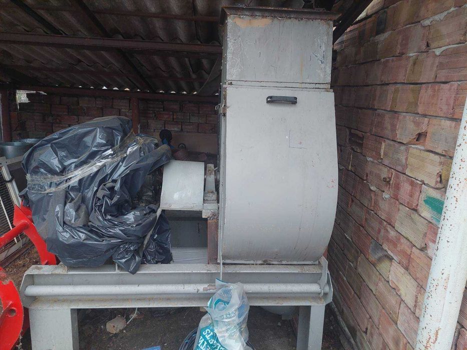 Чукова фуражомелачка 135 броя чукове