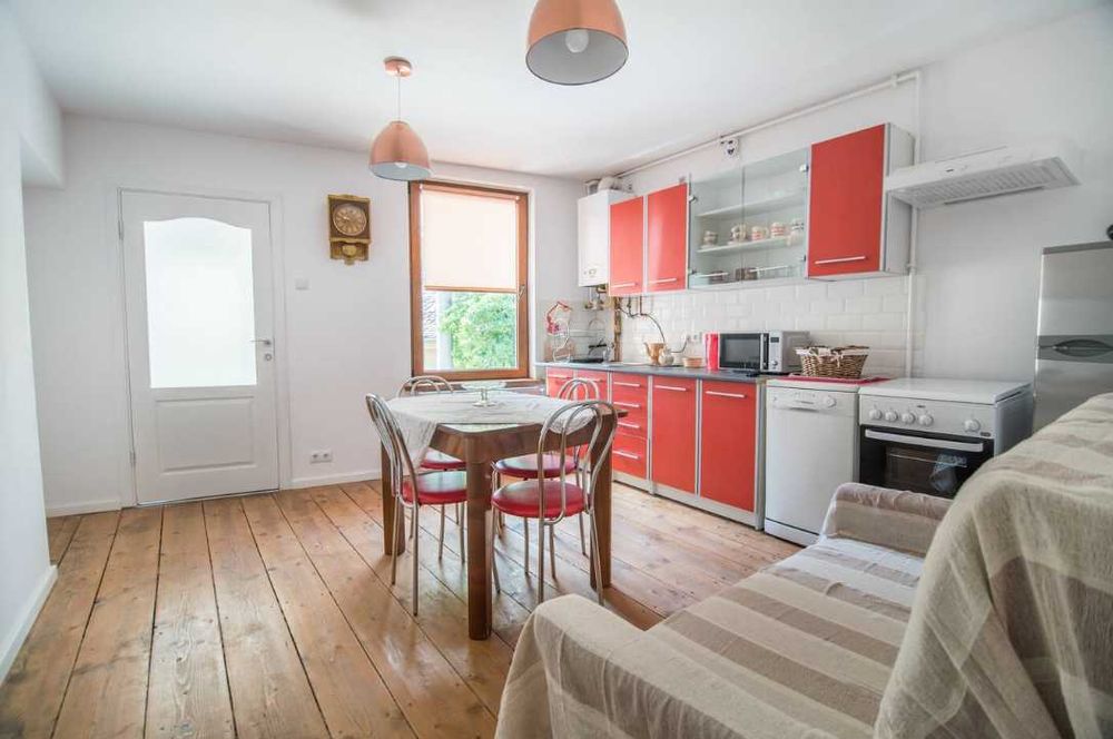 Дава се под наем Едностаен апартамент в Пловдив, Каменица 1 - 40 кв.м за 178.5 € - Снимка #1