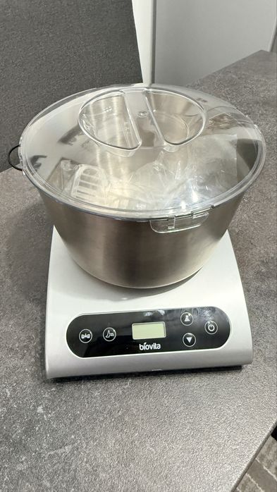 Mixer pentru frământat Biovita MIX-800