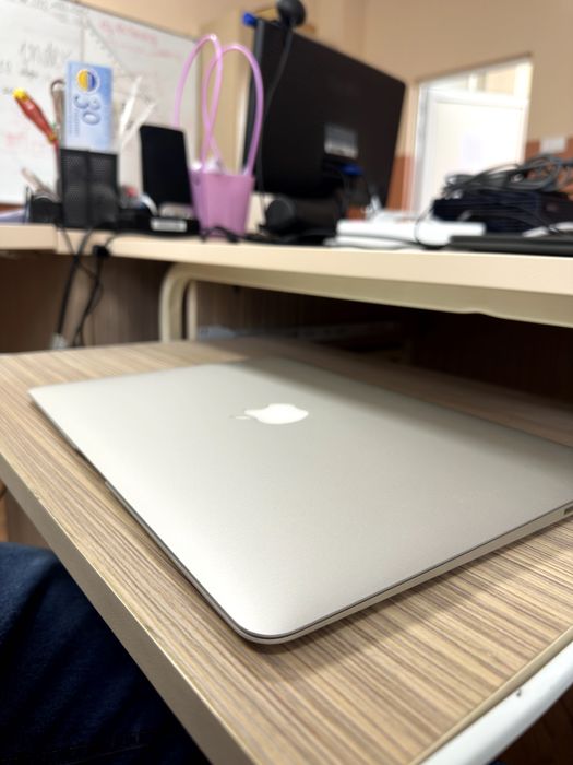 MacBook Air 13 (Early-2014) 8GB / 128GB