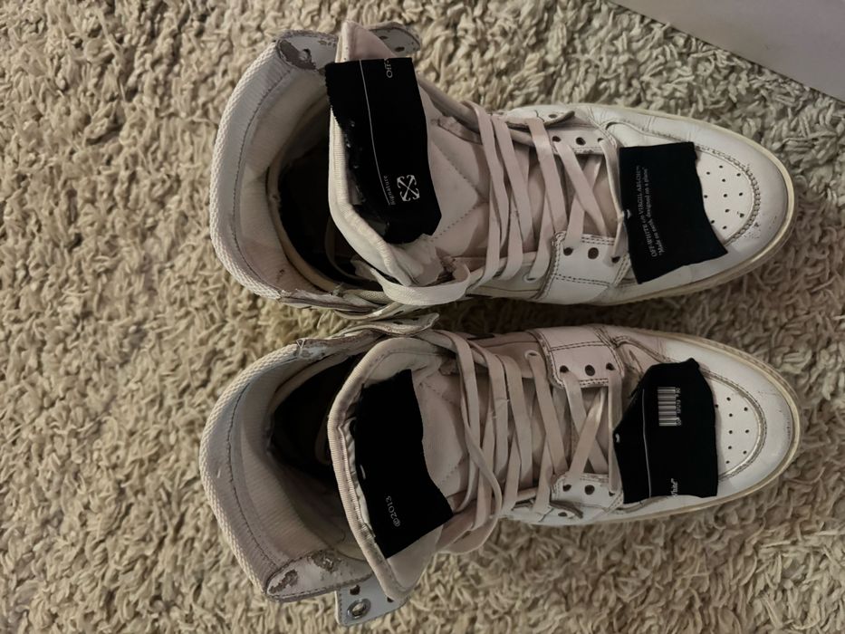 Off White Court 3.0