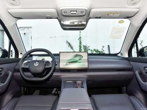 Leapmotor C16 premium dop 200km