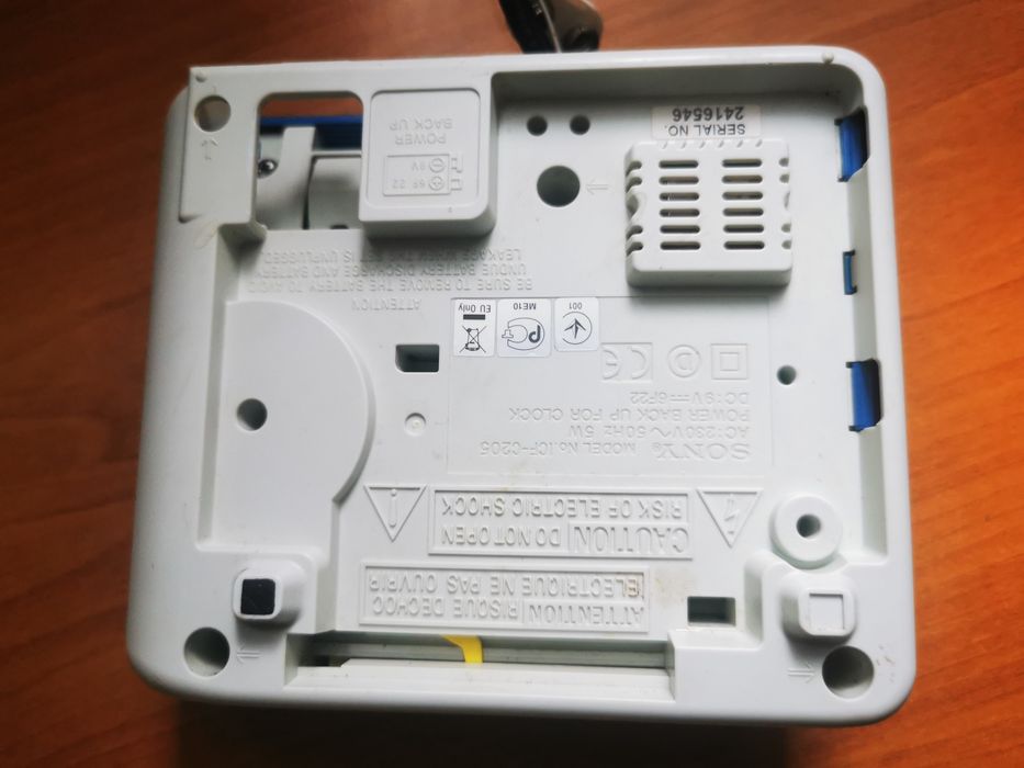 Radio cu ceas Sony