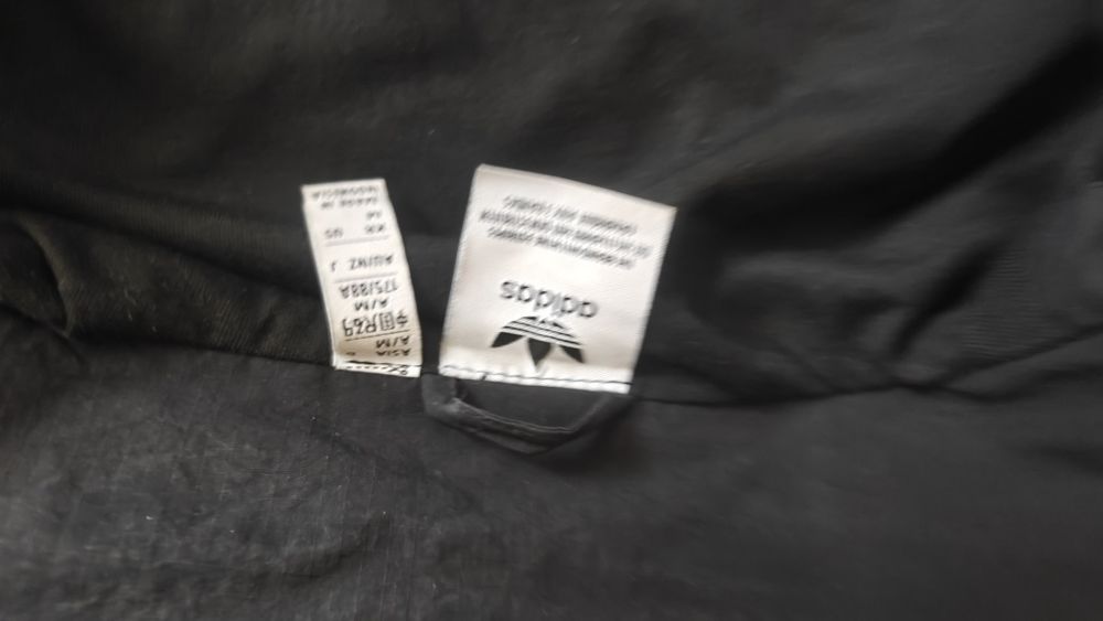 Adidas ветровка.