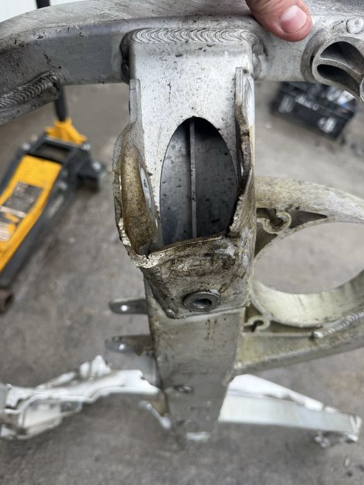 Преден мост bmw m2 f87 m3 f80 m4 f82 бмв м2 ф87 м3 ф80 м4 ф82 мост