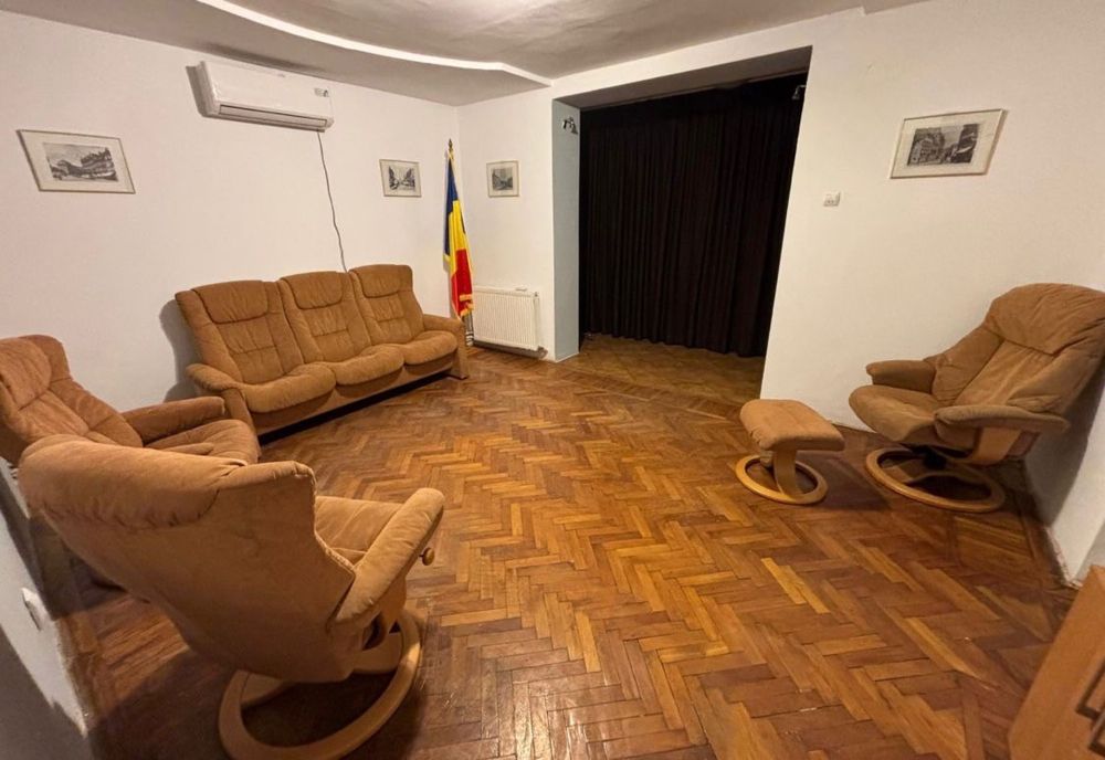 Apartament central, parter , birouri , spatiu comercial