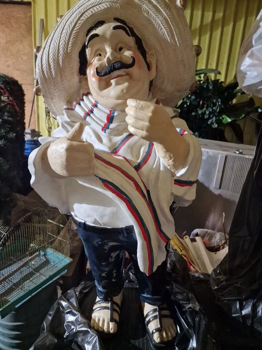 Продам интерьерную статую