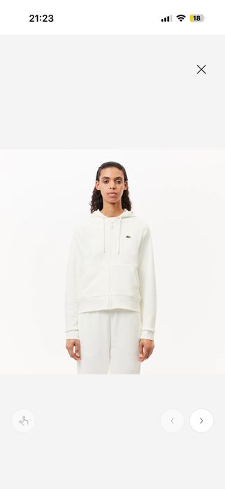 Шикарный костюм бренда Lacoste