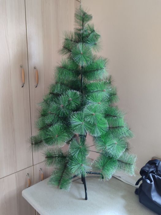Искусственная ёлка