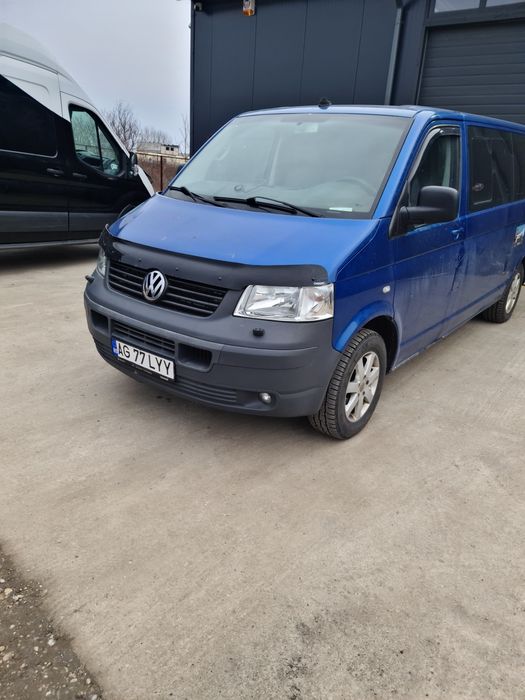 Schimb  t5  8+1 cu mașina mica de oras