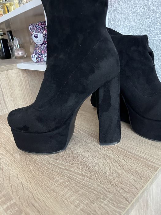 Ботуши с дебел ток