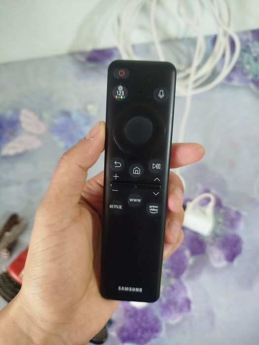 Samsung CU 8500 43talik