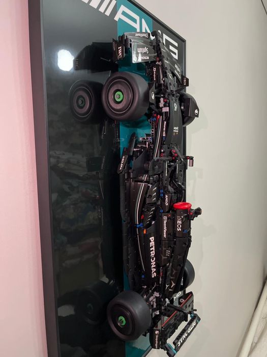 Продам Lego mercedes formula1