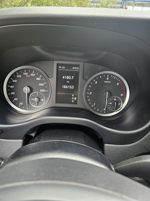 Mercedes-Benz Vito 116 CDI Tourer L / LED Multibeam
