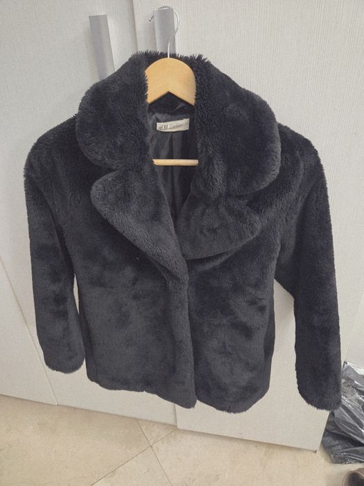 Haina blana H&M marimea 140, 9-10-11 ani, ca nouă