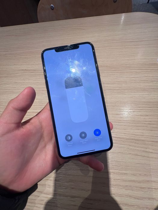 IPhone 11 ProMax 64Gb