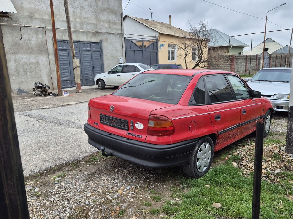 Срочно продоётся опель астра
