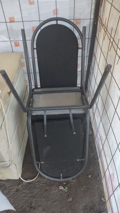 Продам стулья офисные