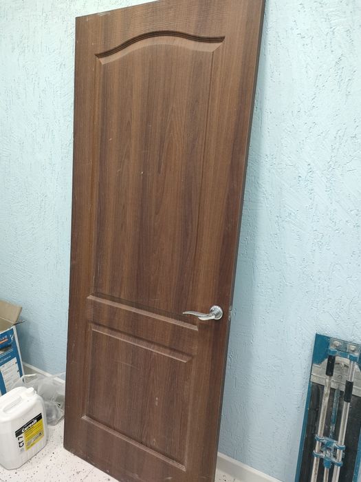 Продам двери межкомнатные