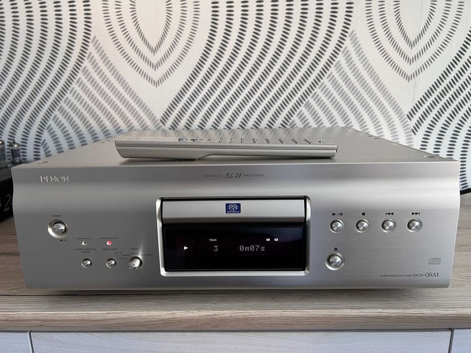DENON DCD-SA1 - Flagship SACD Player model dual mono DAC/22kg/orig box