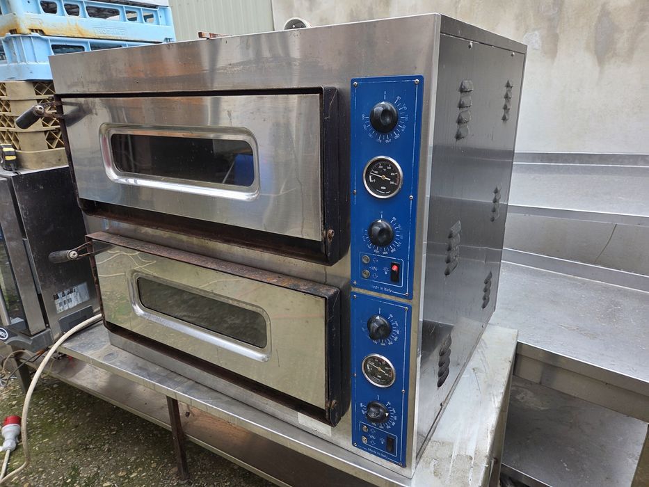 Cuptor pizza 2 camere,  la 380v, 44 pizza, aparate fast food