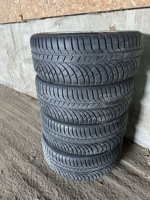 Джанти с гуми 265/40/20 Audi A8