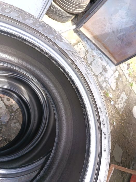 Anvelope vara 285 30 19 și 255 35 19 dunlop