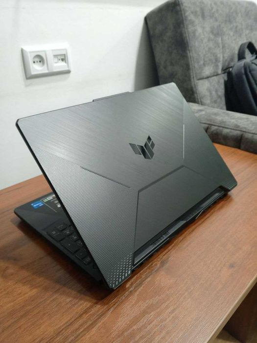Asus TUF Gaming i5-11400H, 16/512, RTX3050 4GB+Intel Graphics 144Hz