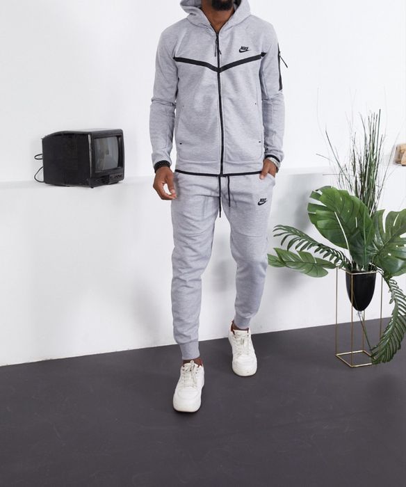 Nike Tech Fleece 2026 + подарък