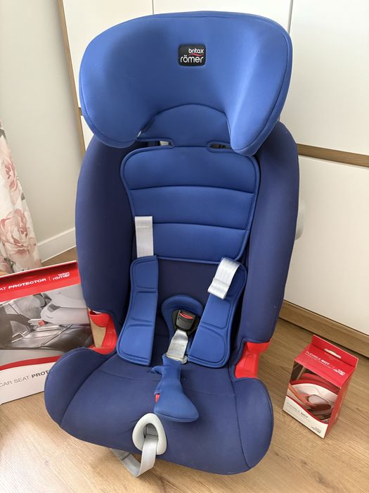 Детско столче за кола Britax Römer ADVANSAFIX III SICT – пълен комплект + 2 оригинални аксесоара