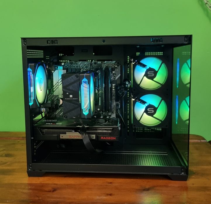PC Gaming R7 5800x +RX 9060XT 16GB Vram