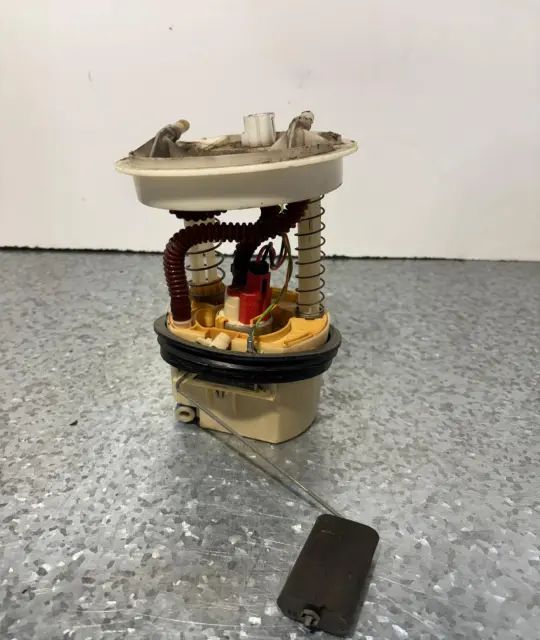 Pompa benzina Ford Fiesta 1997 1.25 MT (75 hp)