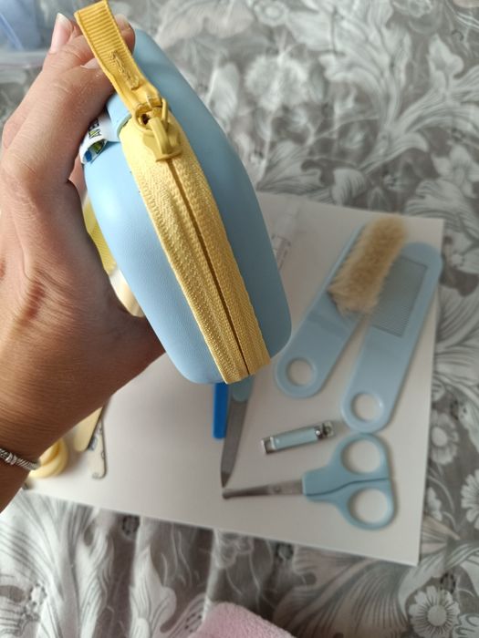 Несесер грижа за бебето Avent